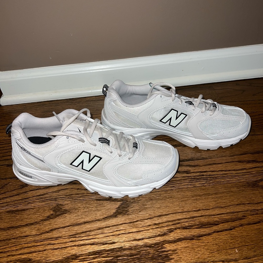New Balance 530 Ivory.